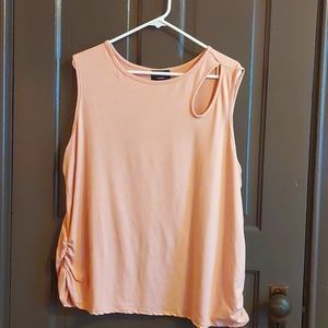 Peach Tank
